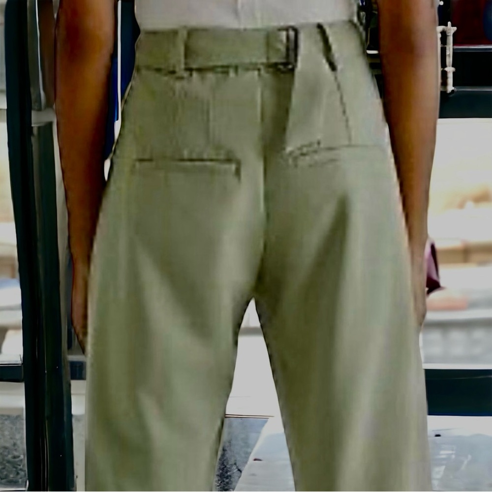 Free People Green Pleated Wide Leg Trousers, Rear Belt, Ankle Pleat, Size 2